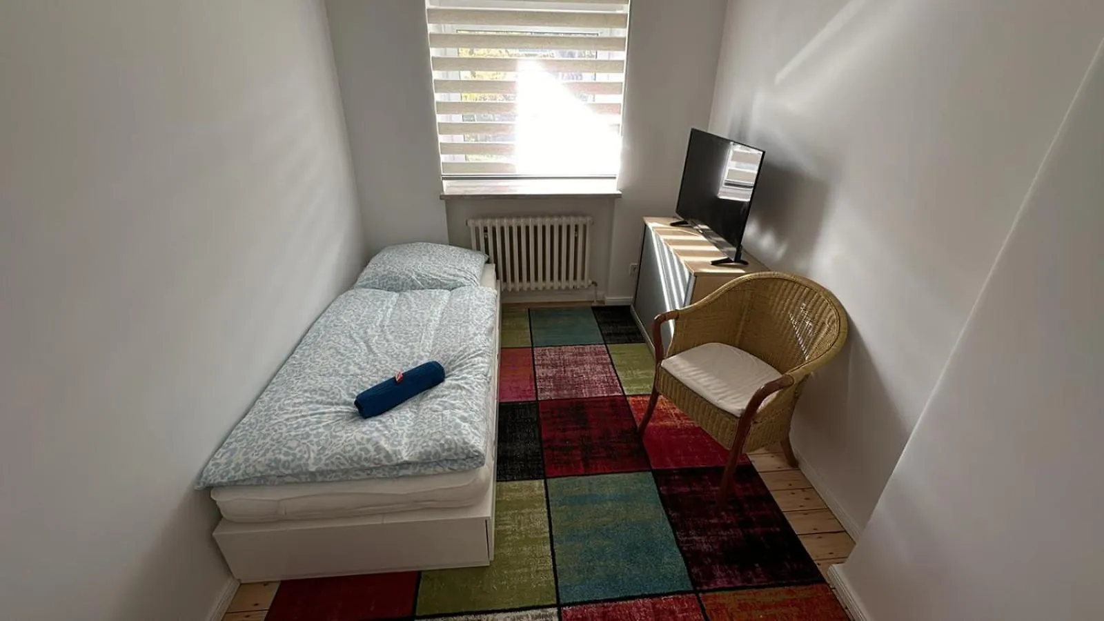 3 Zim Apartment - Bis 9 Per - In Berlin Rudow